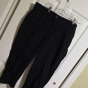 Chico's Black Medium Capris